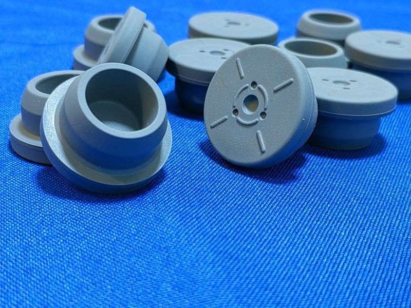 13 mm 20 mm 32 mm Uso Médico Liofilización Gris Azul Tapones de caucho butílico para vial de vidrio Botella de perfusión de vidrio