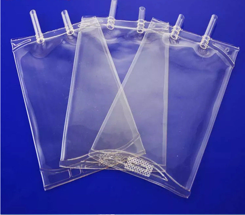 Bolsa de perfusión de PVC vacía para uso médico con solución salina normal Bolsa de goteo con cloruro de sodio 100 ml 250 Cc 500cc Bolsa de perfusión de PVC de dos puertos IV