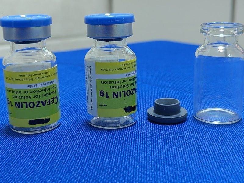 5 ml 7 ml 10 ml 20 ml Medicamento cosmético Borosicilato Tubular médico Vial de vidrio inyectable con tapa de plástico de aluminio